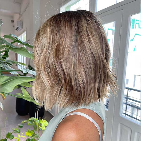 Short Light Brown Hair With Blonde Highlights