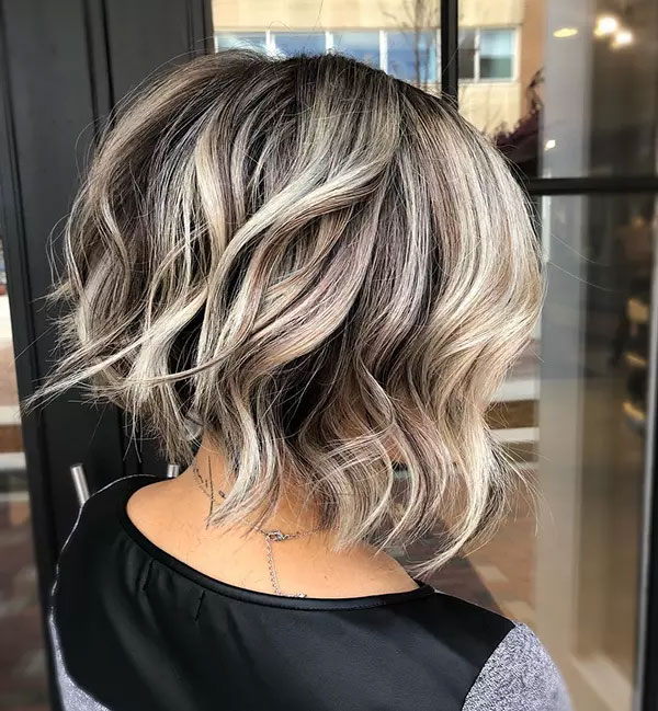 Brown Short Hair With Blonde Highlights