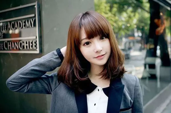 Korean Shoulder Length Hair With Bangs